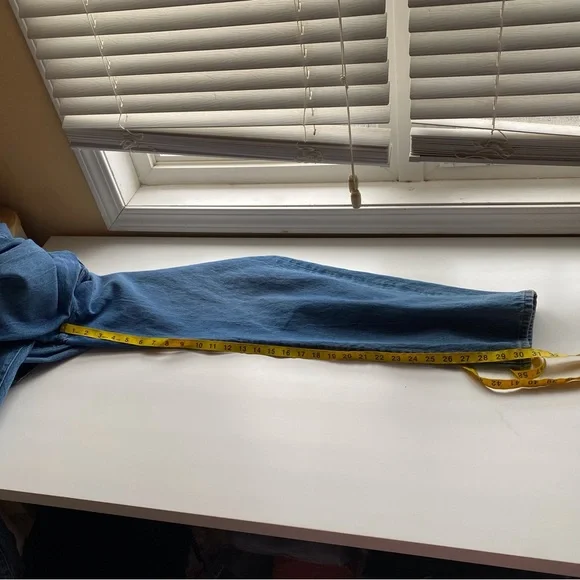 Levis Premium 501 '81 Jeans Woman 32x31 Medium Wash Button Fly Streetwear Retro - Picture 13 of 15